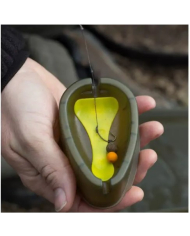 Avid Carp feeder mould large
